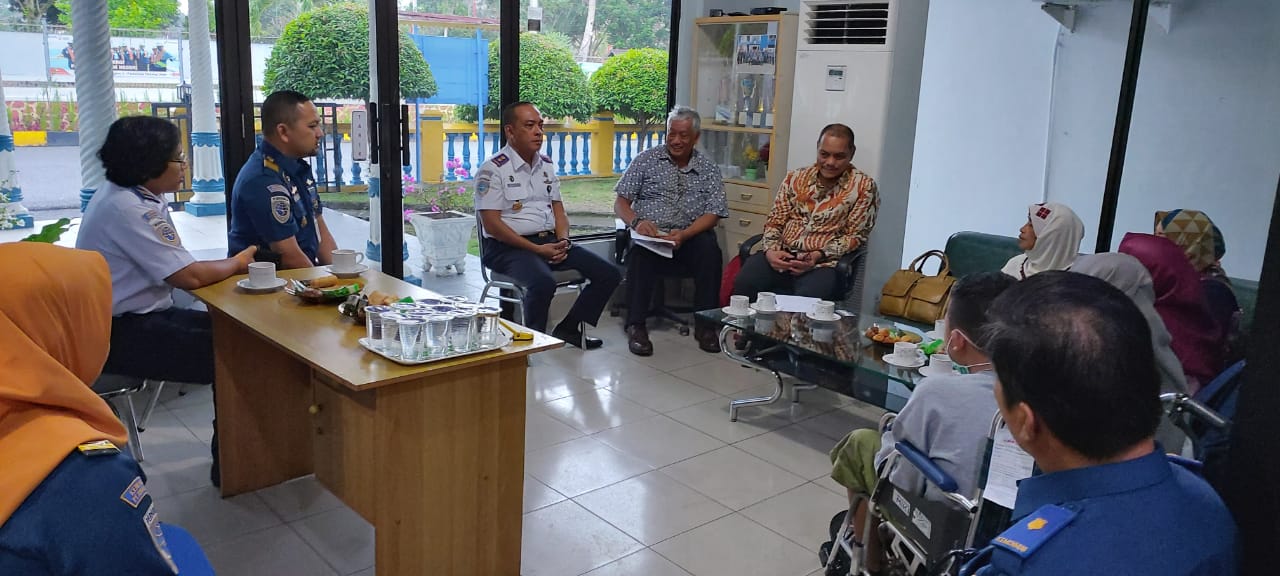 WhatsApp Image 2019-11-21 at 09.58.43 (1).jpeg